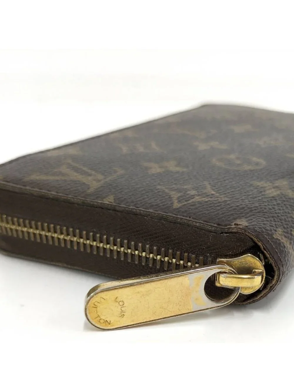 Louis Vuitton Zippy Wallet Zip Around